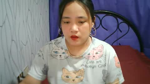 Snapshot of hotbabymomma chatting on 03.09.25 Lynn online show from 03.09.25