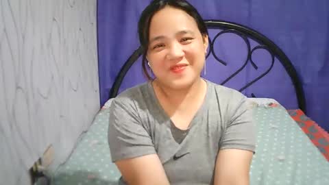 Snapshot of hotbabymomma chatting on 03.12.25 Lynn online show from 03.12.25