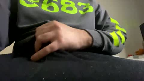 Snapshot of hotfuckcouple26 chatting on 01.18.25 hotfuckcouple26 online show from 01.18.25