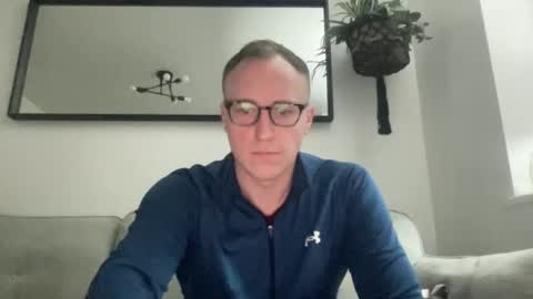 Snapshot of hotholby86 chatting on 12.01.24 hotholby86 online show from 12.01.24