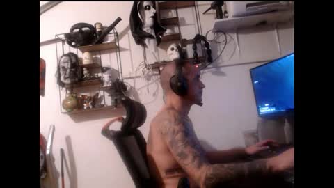 Snapshot of hotkinkytat chatting on 01.14.25 hotkinkytat online show from 01.14.25