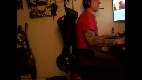 Snapshot of hotkinkytat chatting on 03.04.25 hotkinkytat online show from 03.04.25