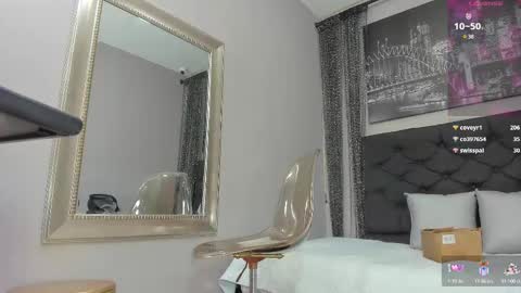 Hotkoljei online show from 02.11.25