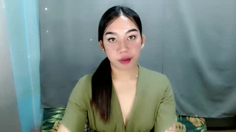 Snapshot of hott_cumforyou chatting on 02.27.25 jelaigrande online show from 02.27.25