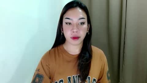 Snapshot of hott_cumforyou chatting on 11.15.25 jelaigrande online show from 11.15.25