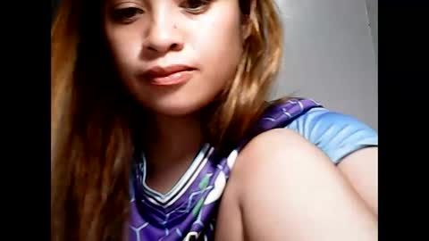 Snapshot of hottie_asianbabe chatting on 12.10.24 Leen online show from 12.10.24