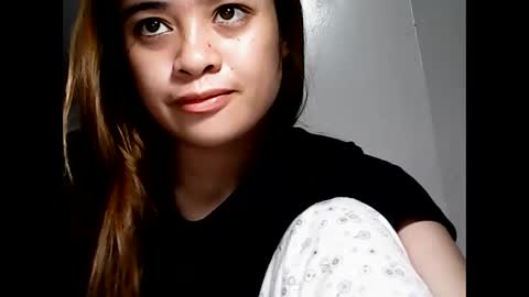 Snapshot of hottie_asianbabe chatting on 12.17.24 Leen online show from 12.17.24