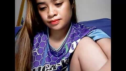 Snapshot of hottie_asianbabe chatting on 01.05.25 Leen online show from 01.05.25