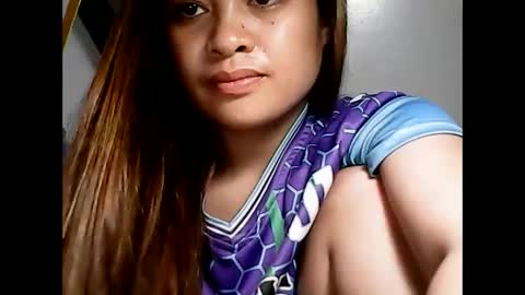 Snapshot of hottie_asianbabe chatting on 01.05.25 Leen online show from 01.05.25