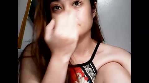 Snapshot of hottie_asianbabe chatting on 01.18.25 Leen online show from 01.18.25