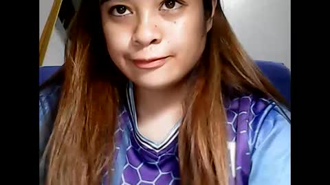 Snapshot of hottie_asianbabe chatting on 02.14.25 Leen online show from 02.14.25