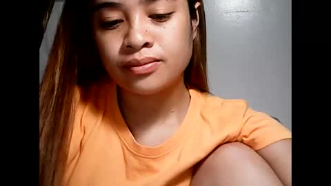 Snapshot of hottie_asianbabe chatting on 03.02.25 Leen online show from 03.02.25