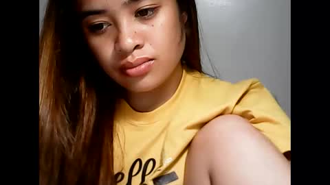 Snapshot of hottie_asianbabe chatting on 03.05.25 Leen online show from 03.05.25