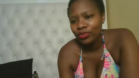 Snapshot of hottyblossom chatting on 09.16.25 hottyblossom online show from 09.16.25