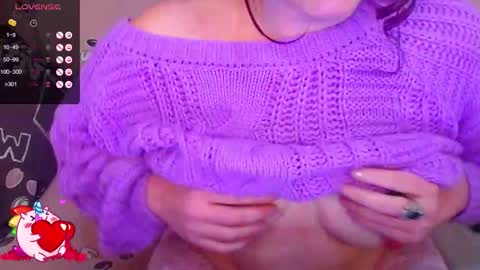Snapshot of hotzlata chatting on 10.09.25 Hotzlata online show from 10.09.25