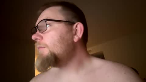 Snapshot of houstonj18853 chatting on 11.11.25 Captainbow online show from 11.11.25