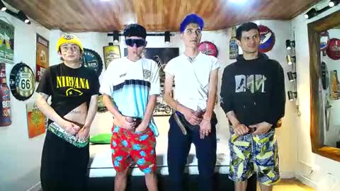 HOWENTS online show from 03.08.25