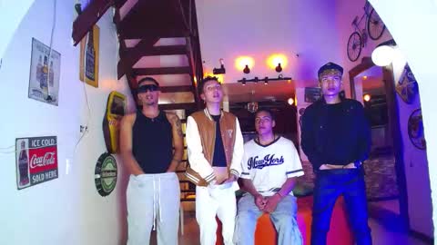 HOWENTS online show from 10.18.25