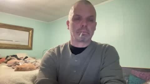 Snapshot of howlingatnothing chatting on 01.18.25 howlingatnothing online show from 01.18.25