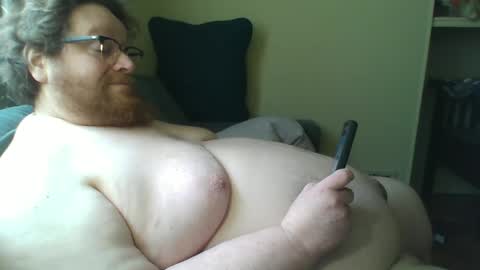 Snapshot of hrpudgenstuff chatting on 03.02.25 hrpudgenstuff online show from 03.02.25