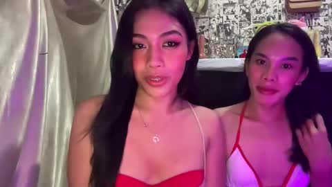 Snapshot of hugecock_macy chatting on 10.13.25 loadedcum macy online show from 10.13.25