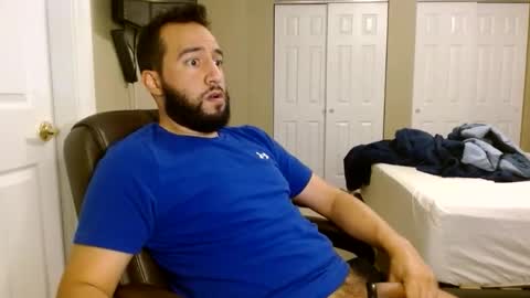 Snapshot of hugedicktop chatting on 02.18.25 Big Dick Top online show from 02.18.25