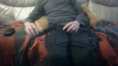 Snapshot of hugenob4u chatting on 09.17.25 hugenob4u online show from 09.17.25