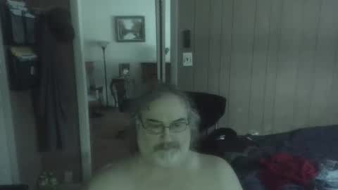 lonely huggy bear online show from 02.24.25