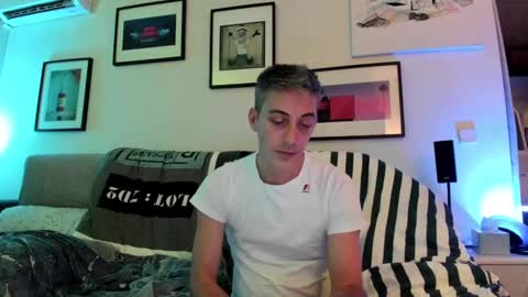 Snapshot of hugolandcam chatting on 12.03.24 Hugo online show from 12.03.24
