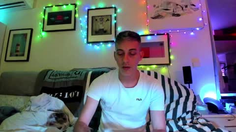 Snapshot of hugolandcam chatting on 12.12.24 Hugo online show from 12.12.24