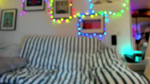 Snapshot of hugolandcam chatting on 12.18.24 Hugo online show from 12.18.24