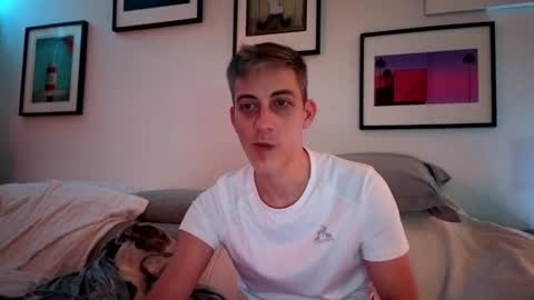 Snapshot of hugolandcam chatting on 01.27.25 Hugo online show from 01.27.25