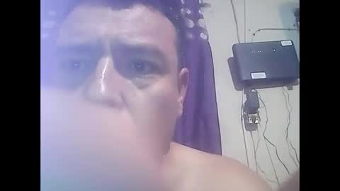 Snapshot of hugopaqui57 chatting on 02.12.25 hugopaqui57 online show from 02.12.25