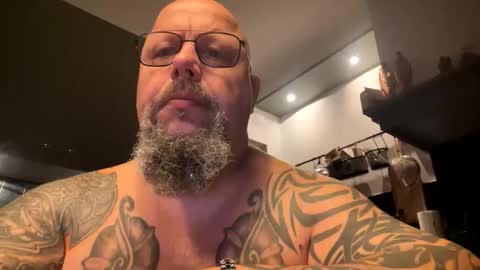 hukjisda online show from 11.16.25