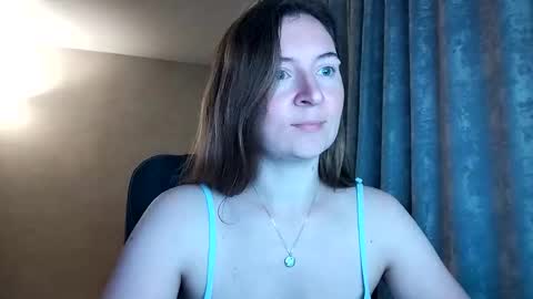 Snapshot of humpygrey chatting on 09.27.25 HumpyGrey online show from 09.27.25