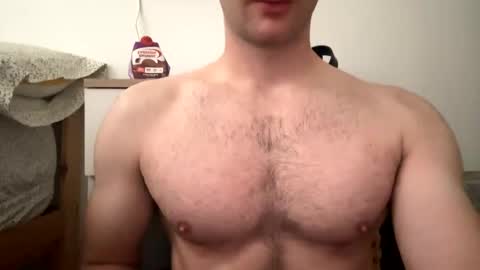 Snapshot of hung_college01 chatting on 11.04.25 hung_college01 online show from 11.04.25