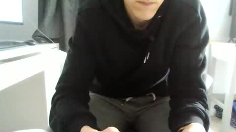 Snapshot of hungandhorny100 chatting on 02.26.25 Hungandhorny100 online show from 02.26.25