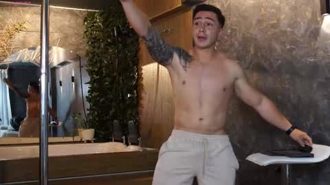 hunk_ryan online show from 11.20.25