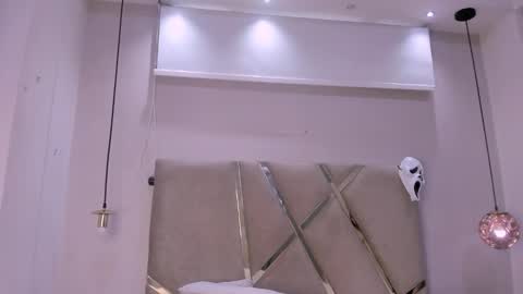 hunterheat_ online show from 10.22.25