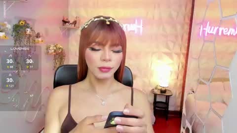 Snapshot of hurremcan_ chatting on 10.08.25 Hurrem online show from 10.08.25