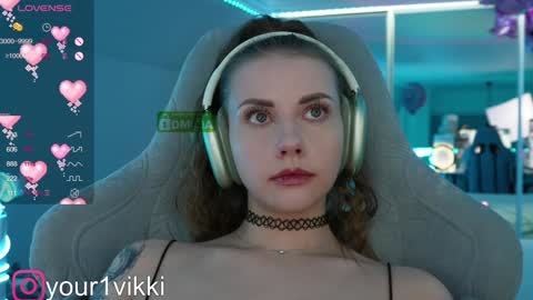 Snapshot of hustleebabyy_vikki chatting on 12.09.24 Vika online show from 12.09.24