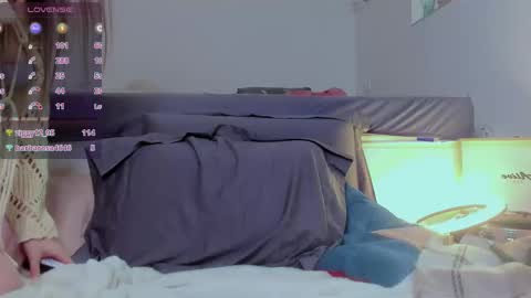 Snapshot of hype_meal_home chatting on 02.15.25 Miley. PVT open i have extra prices on nude show online show from 02.15.25