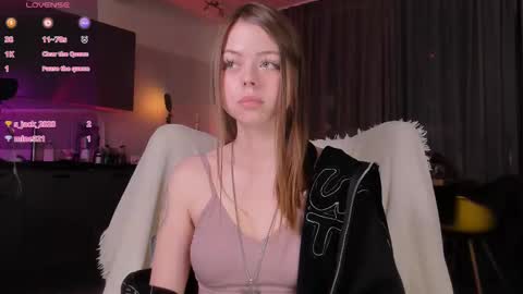 Snapshot of hype_meal_home chatting on 03.10.25 Miley. PVT open i have extra prices on nude show online show from 03.10.25