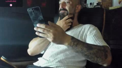 Snapshot of iamalexander_ chatting on 09.25.25 Lex online show from 09.25.25