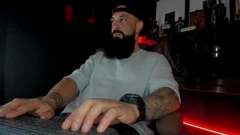 Snapshot of iamalexander_ chatting on 10.06.25 Lex online show from 10.06.25
