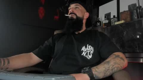 Snapshot of iamalexander_ chatting on 10.16.25 Lex online show from 10.16.25