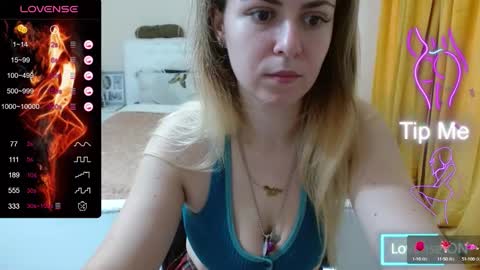 Snapshot of iamdaddyissues chatting on 09.29.25 Alice online show from 09.29.25