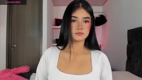 Snapshot of iamjulietaa chatting on 02.21.25    online show from 02.21.25