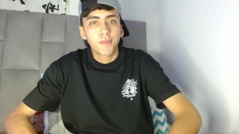 Snapshot of iammaik chatting on 11.17.25 iammaik online show from 11.17.25