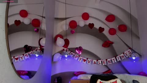 Nayuta online show from 02.09.25